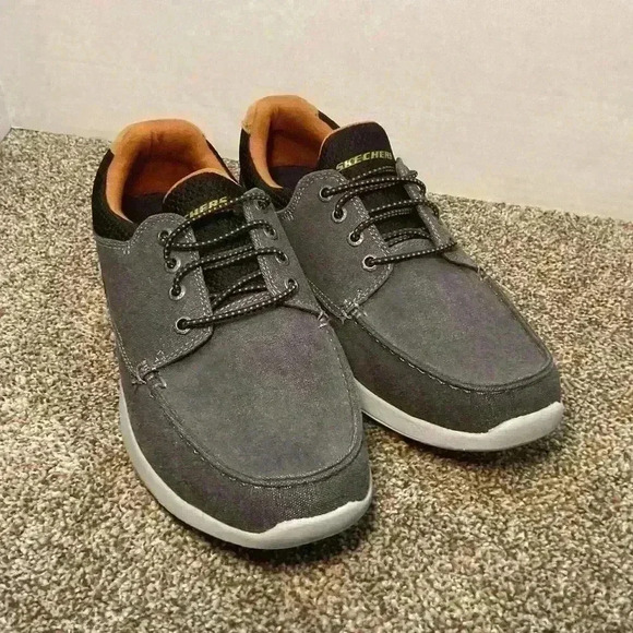 Sketchers for men Elent Mosen Boat Shoes. Grey and back with gold trim   Size 11 - Picture 1 of 6